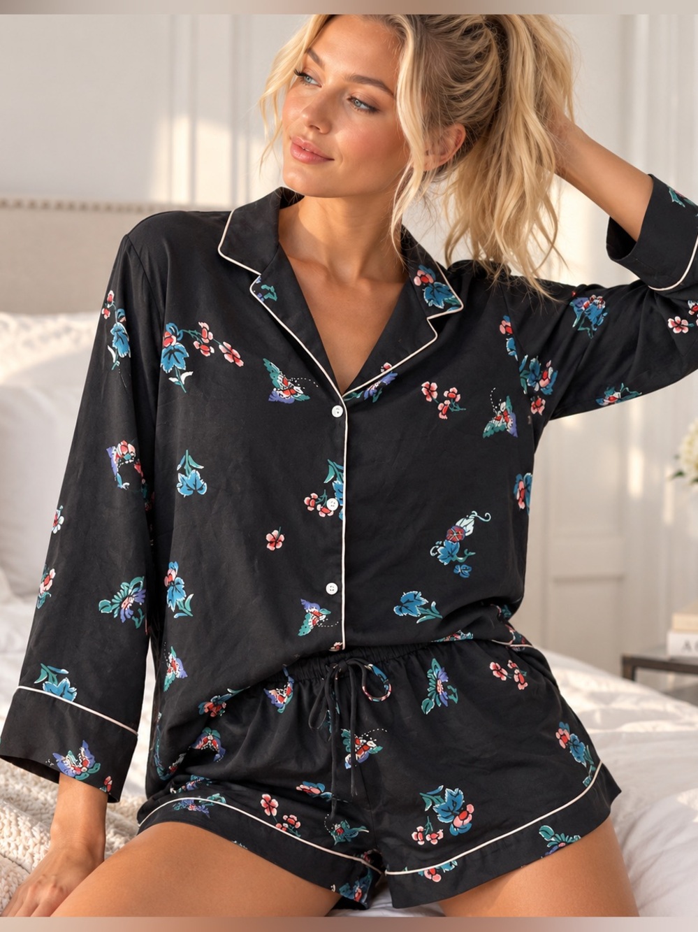 Natori Black Satin Floral Butterfly Pajama Shorts Set Size Small